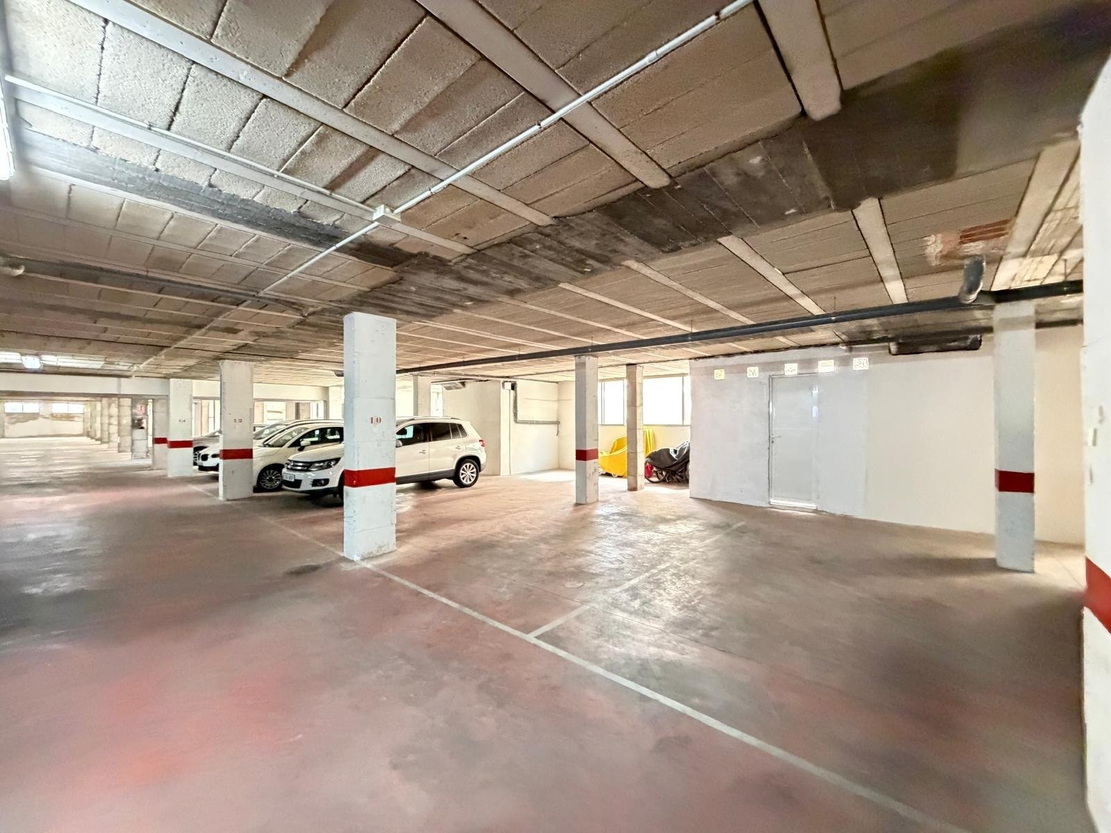 2-16 Commercial in Torrevieja - Caza De Casa