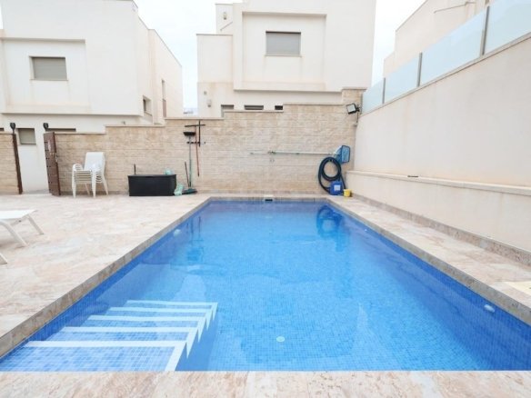 3 Bedroom 3 Bathroom Villa in Orihuela Costa - Caza De Casa