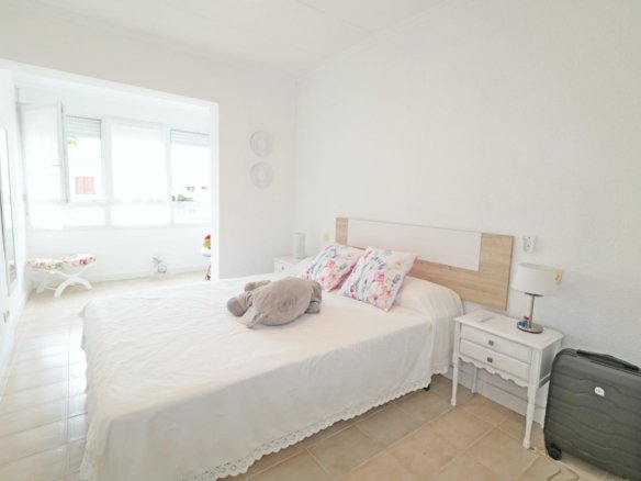 3 Bedroom 2 Bathroom Town House in Torrevieja - Caza De Casa