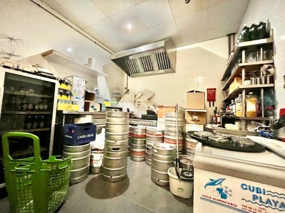 Commercial in Orihuela Costa - Caza De Casa