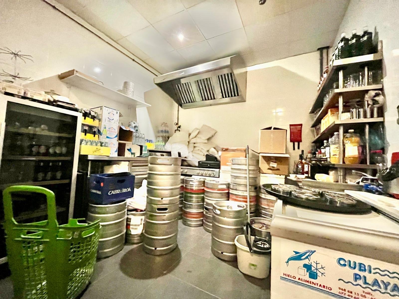 Commercial in Orihuela Costa - Caza De Casa