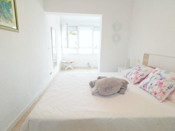 3 Bedroom 2 Bathroom Town House in Torrevieja - Caza De Casa