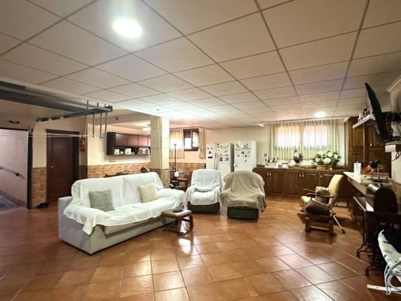 4 Bedroom 3 Bathroom Town House in Torrevieja - Caza De Casa