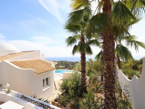 3 Bedroom 3 Bathroom Villa in Altea - Caza De Casa