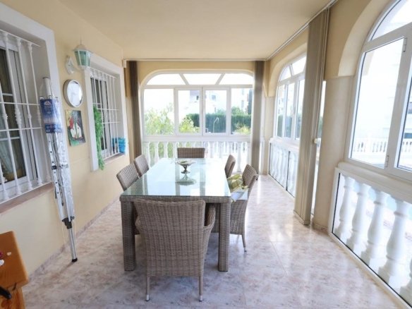 5 Bedroom 4 Bathroom Villa in Orihuela Costa - Caza De Casa