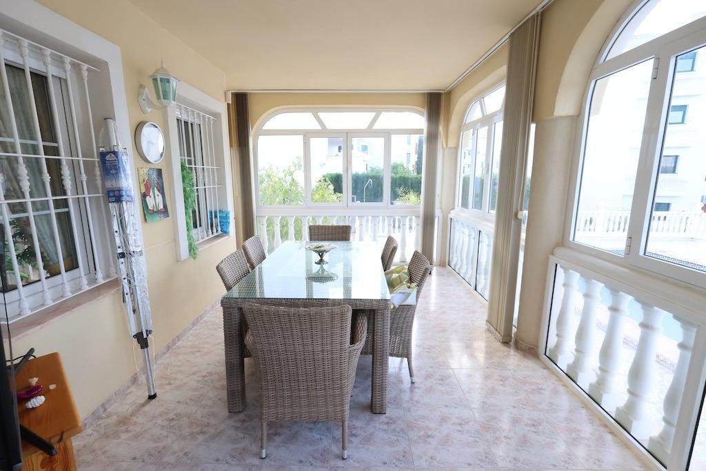 5 Bedroom 4 Bathroom Villa in Orihuela Costa - Caza De Casa