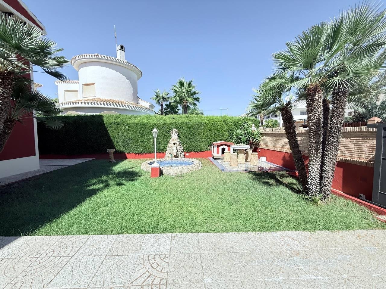 5 Bed 3 Bath Villa in Campoamor - Caza De Casa