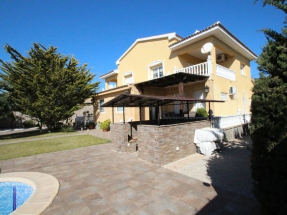 5 Bedroom 5 Bathroom Villa in Orihuela Costa - Caza De Casa