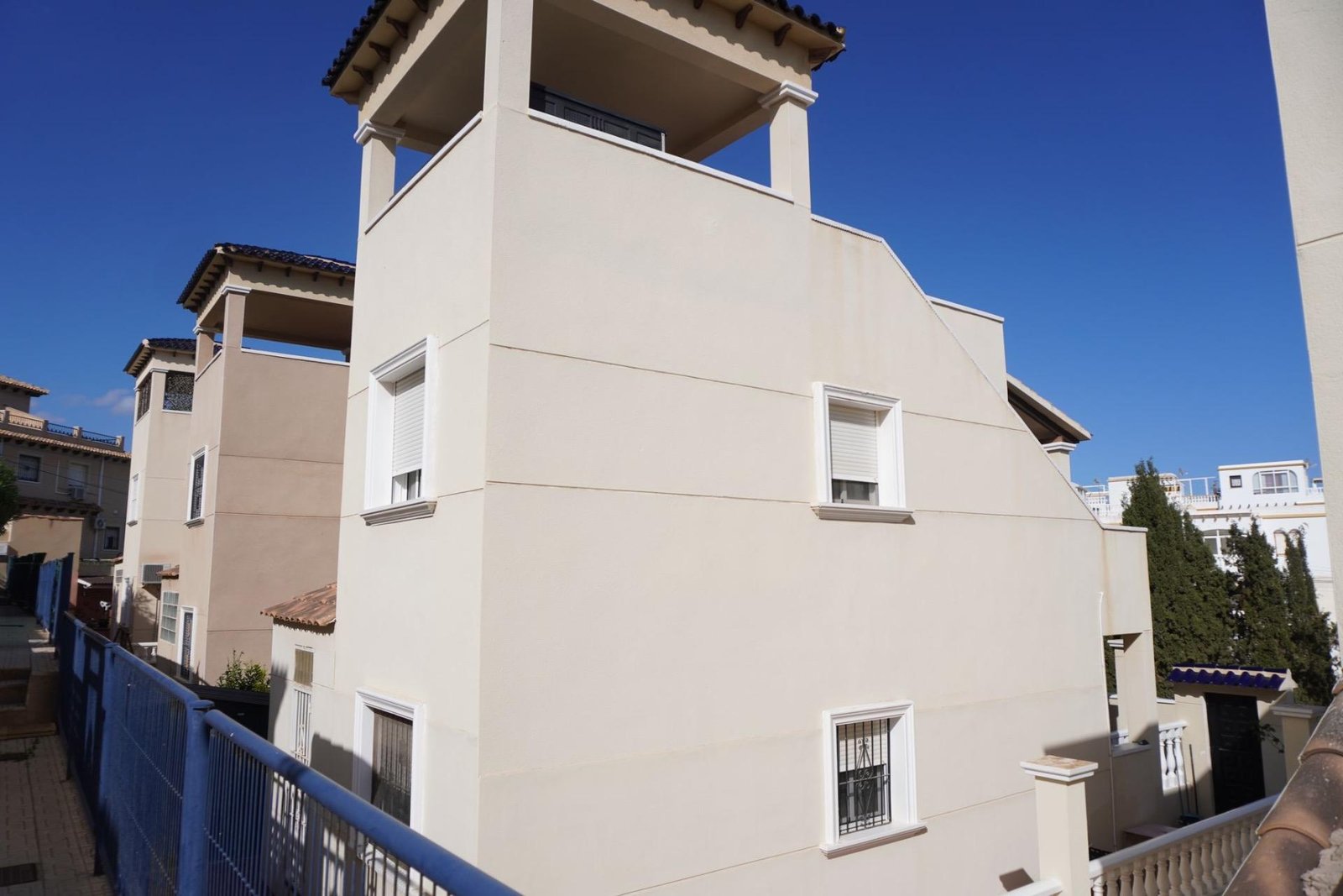 3 Bedroom 2 Bathroom Villa in San Miguel de Salinas - Caza De Casa