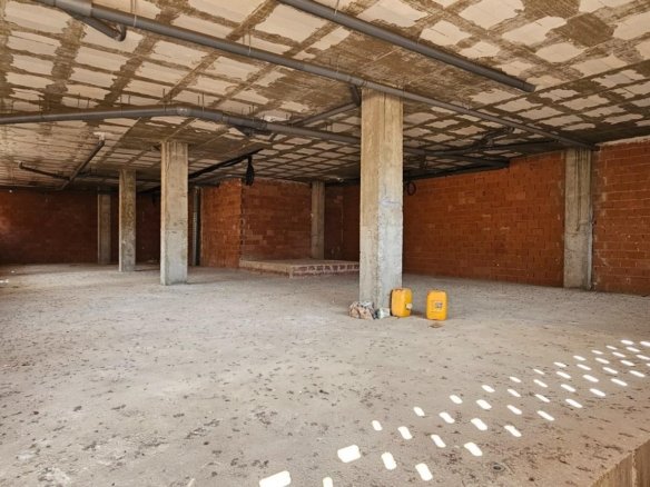 Commercial in San Pedro del Pinatar - Caza De Casa
