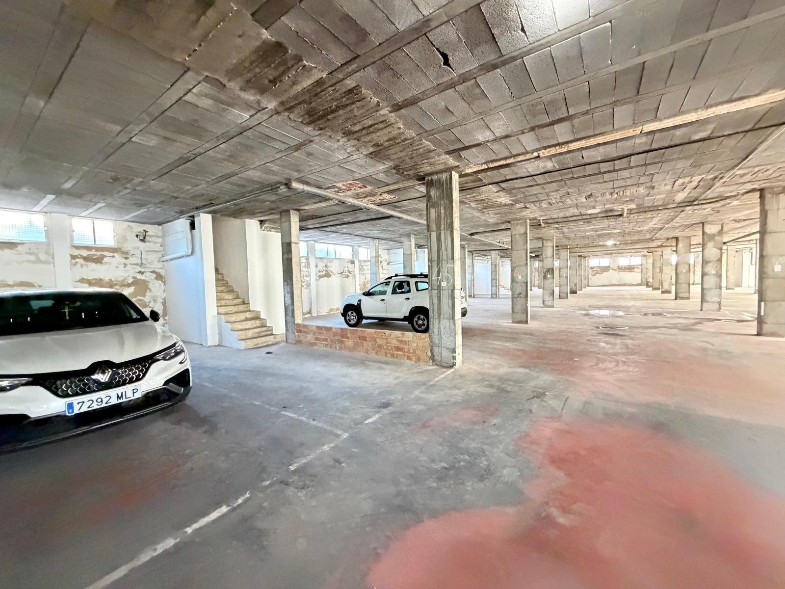 2-20 Commercial in Torrevieja - Caza De Casa