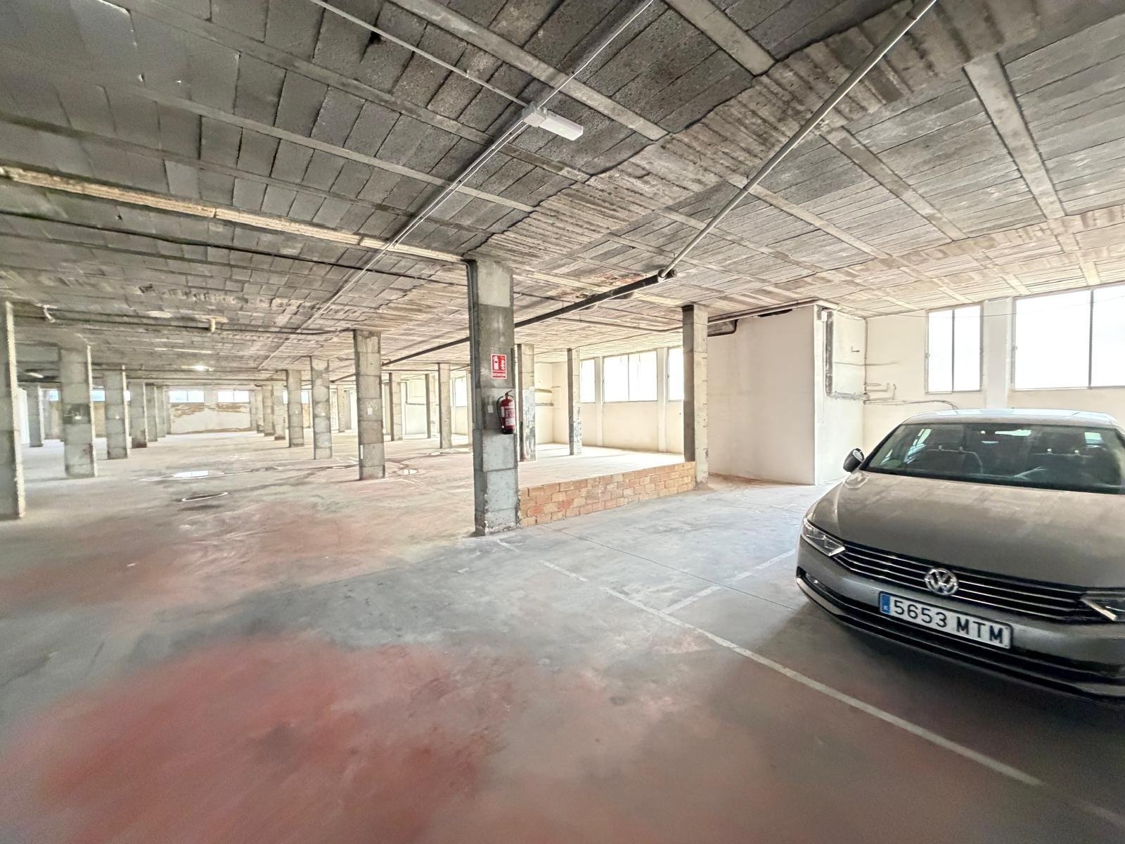 2-21 Commercial in Torrevieja - Caza De Casa
