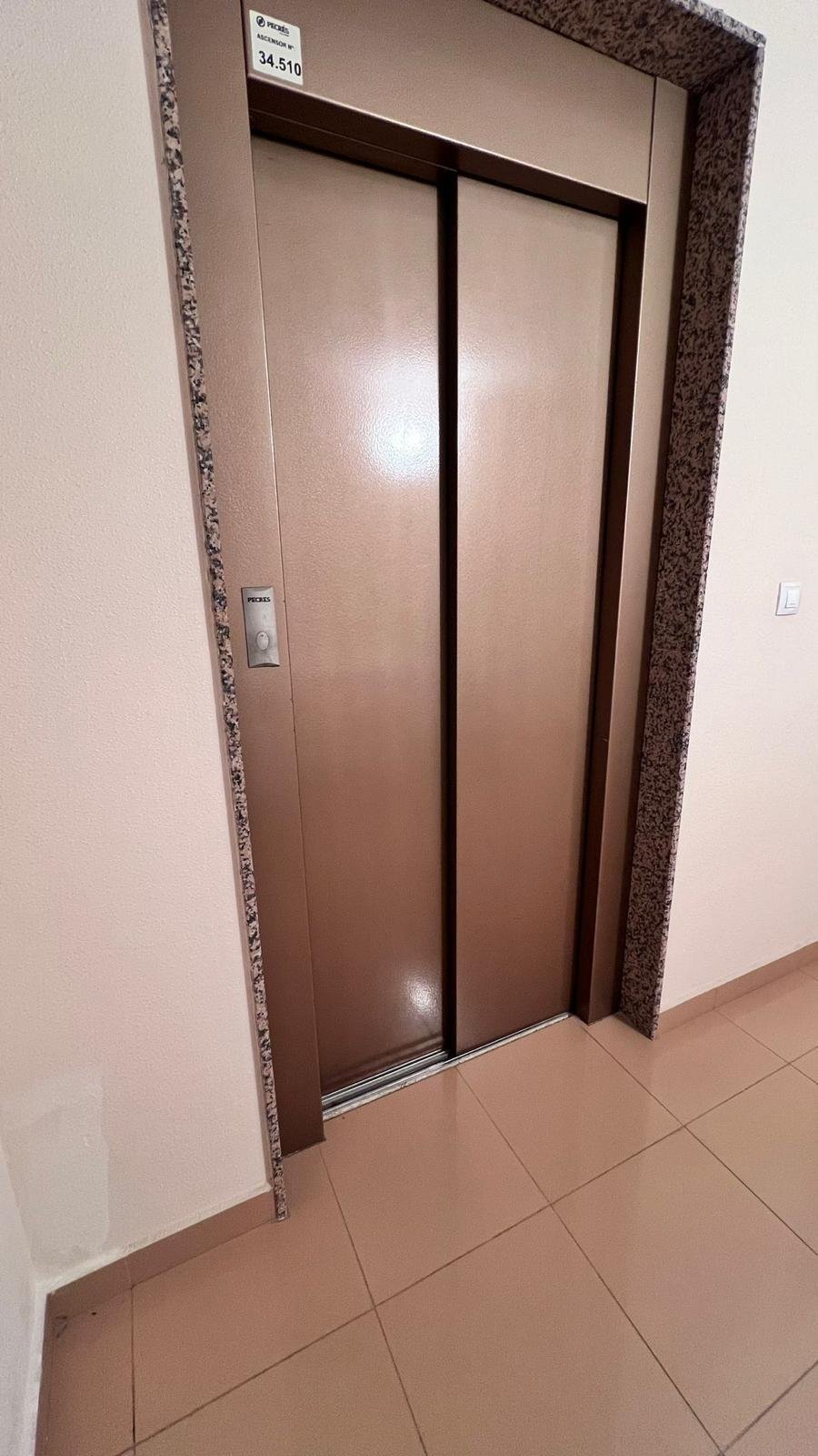 33 Bed Commercial in Los Montesinos - Caza De Casa