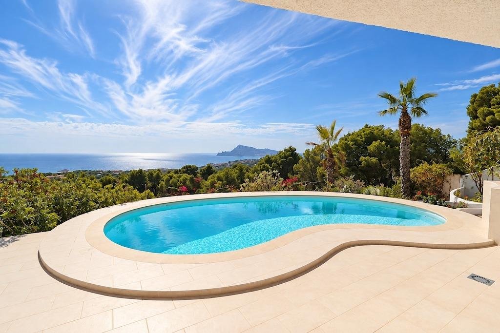 3 Bedroom 3 Bathroom Villa in Altea - Caza De Casa