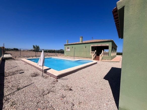 2 Bedroom 1 Bathroom Finca in Daya Nueva - Caza De Casa