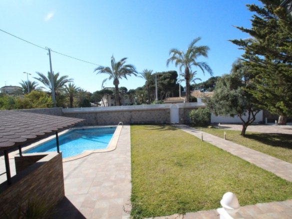5 Bedroom 5 Bathroom Villa in Orihuela Costa - Caza De Casa
