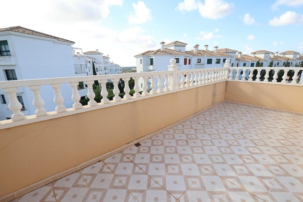 5 Bedroom 4 Bathroom Villa in Orihuela Costa - Caza De Casa