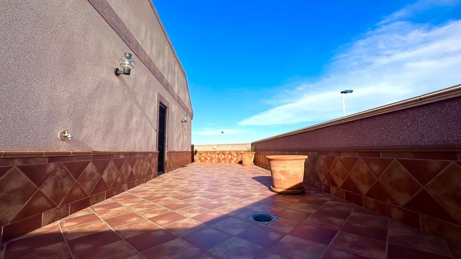 2-27 4 Bedroom 3 Bathroom Town House in Torrevieja - Caza De Casa