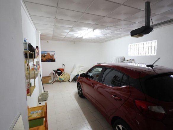 5 Bedroom 4 Bathroom Villa in Orihuela Costa - Caza De Casa