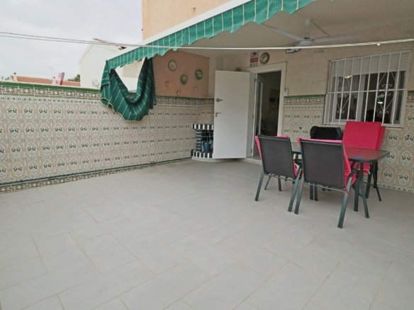 3 Bedroom 2 Bathroom Town House in Torrevieja - Caza De Casa