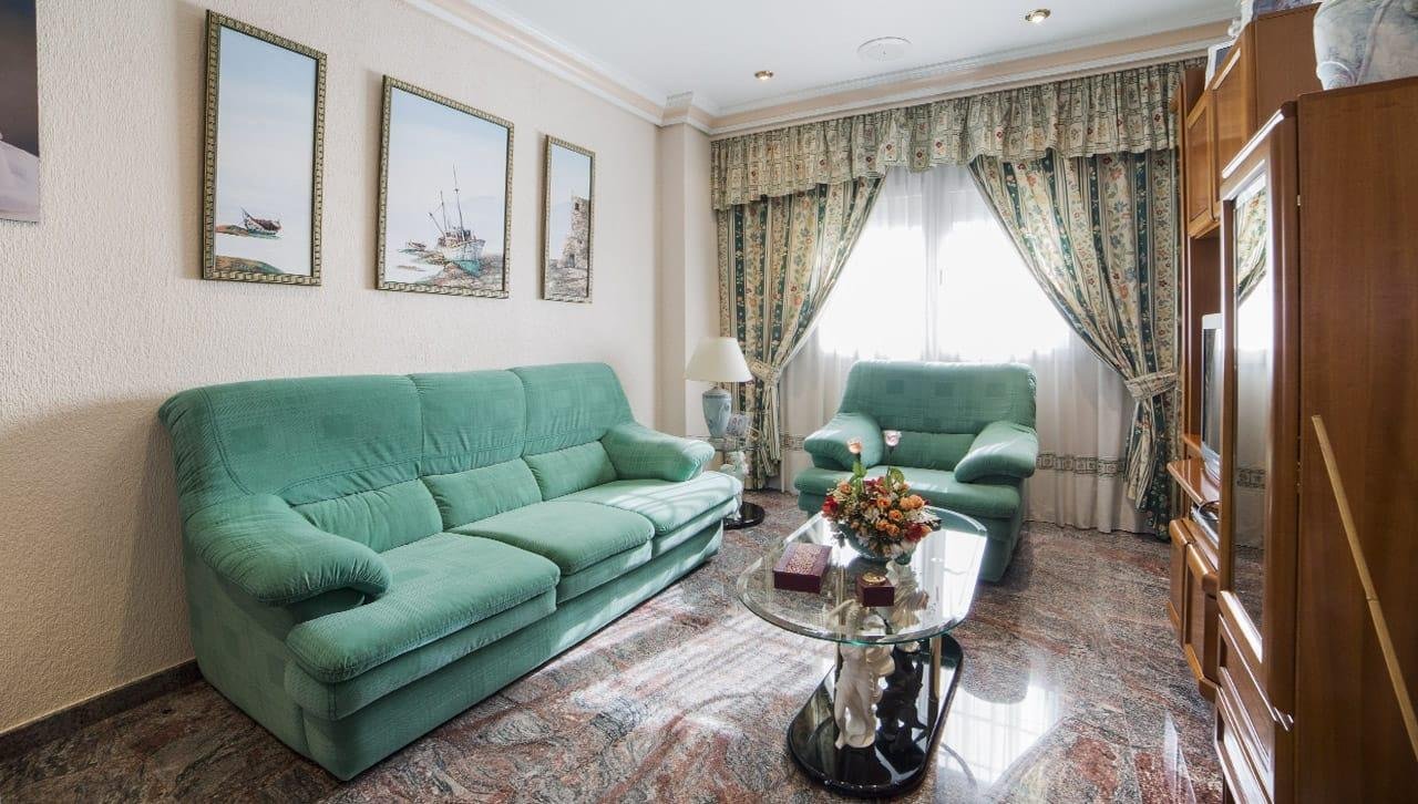 5 Bedroom 5 Bathroom Town House in Los Alcazares - Caza De Casa