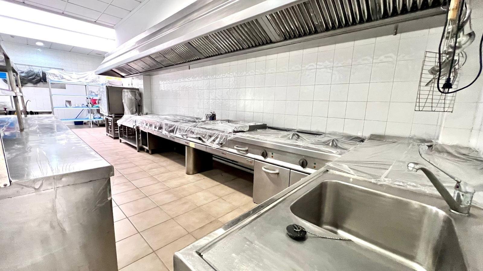 33 Bed Commercial in Los Montesinos - Caza De Casa