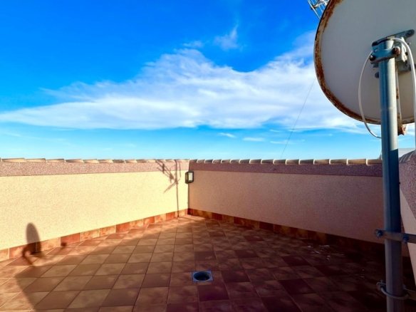 4 Bedroom 3 Bathroom Town House in Torrevieja - Caza De Casa