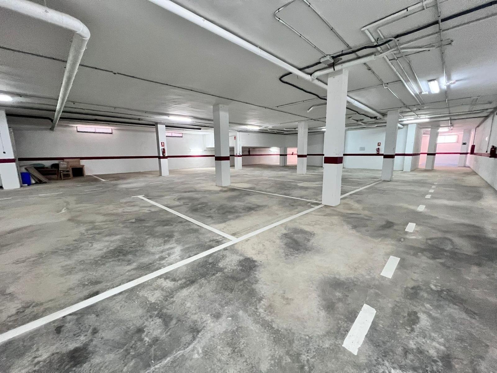 33 Bed Commercial in Los Montesinos - Caza De Casa