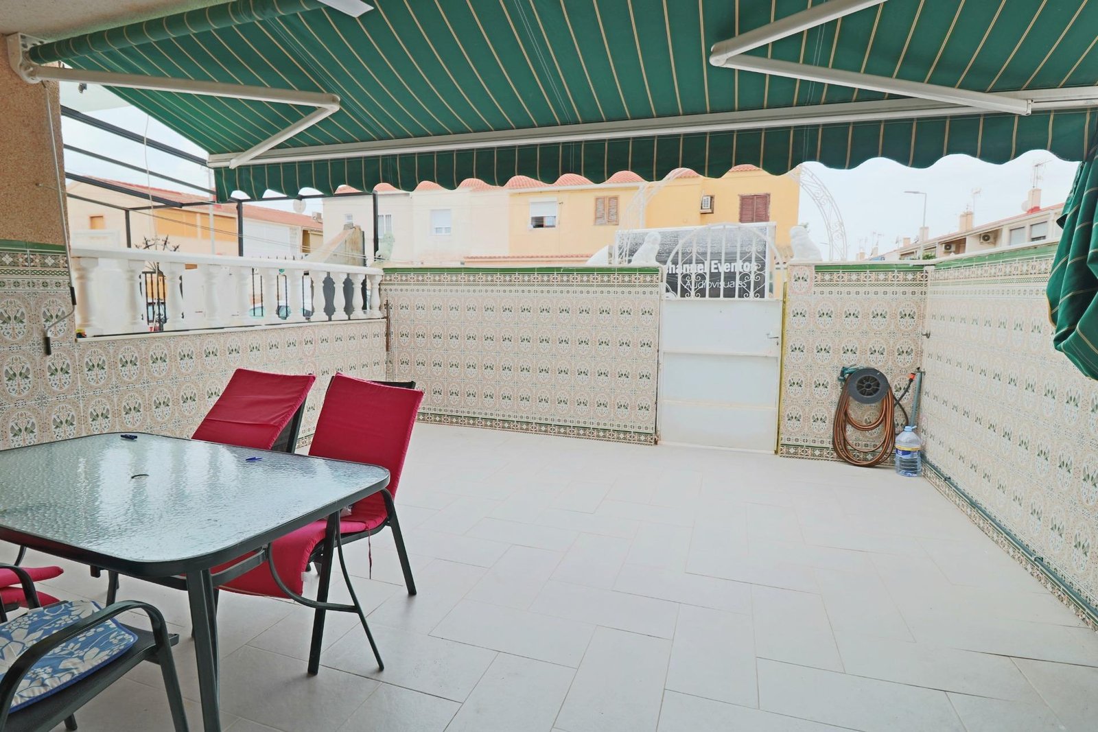 3 Bedroom 2 Bathroom Town House in Torrevieja - Caza De Casa