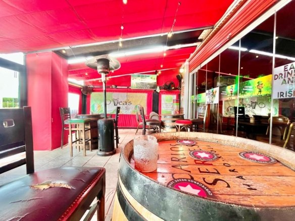 Commercial in Orihuela Costa - Caza De Casa