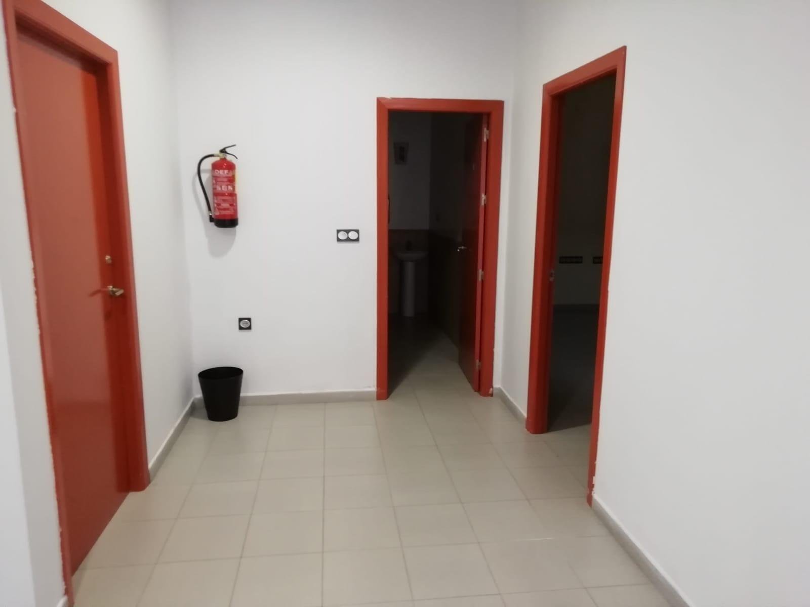 1 Bathroom Commercial in Bigastro - Caza De Casa