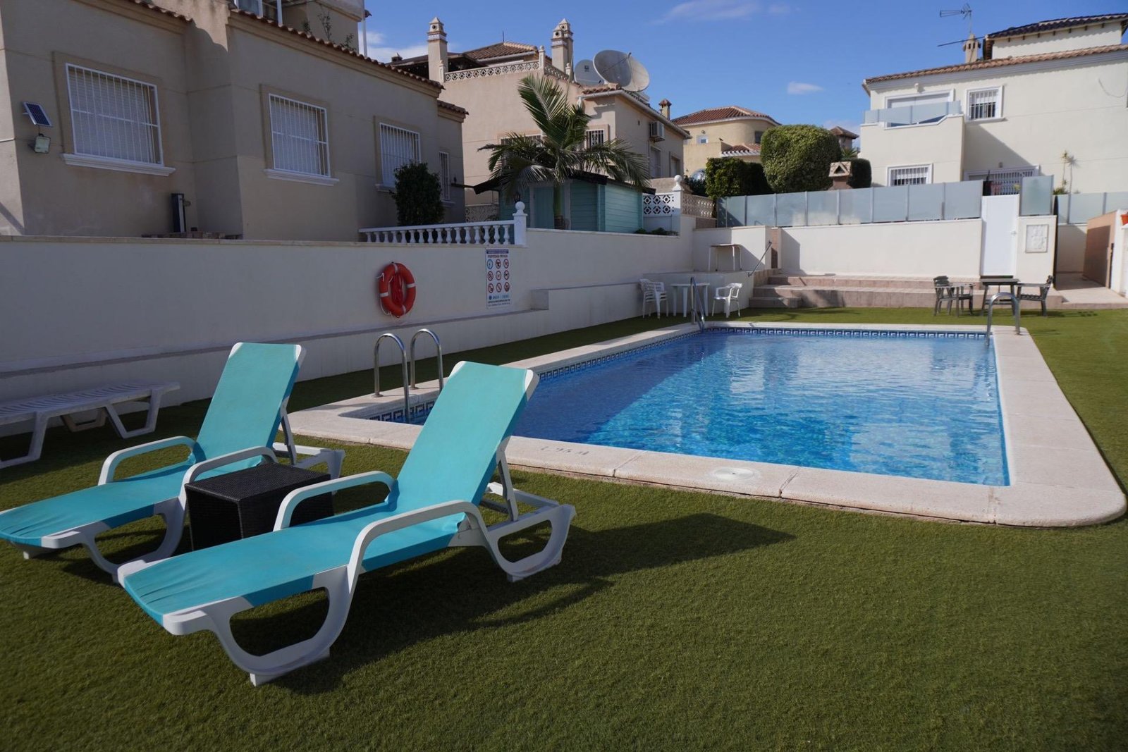 3 Bedroom 2 Bathroom Villa in San Miguel de Salinas - Caza De Casa