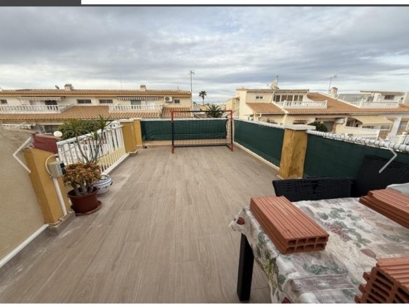 4 Bedroom 3 Bathroom Town House in Orihuela Costa - Caza De Casa