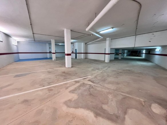 33 Bed Commercial in Los Montesinos - Caza De Casa