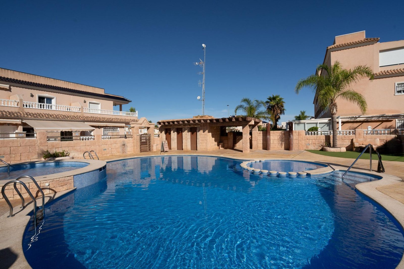 2 Bed 2 Bath Town House in Orihuela Costa - Caza De Casa