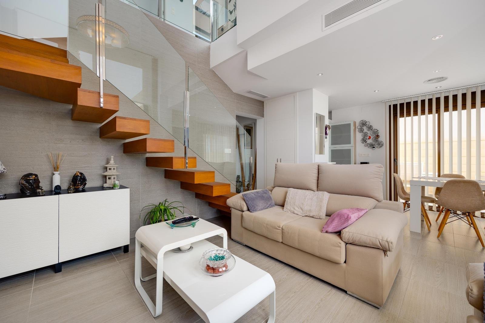 3 Bedroom 3 Bathroom Villa in Ciudad Quesada - Caza De Casa