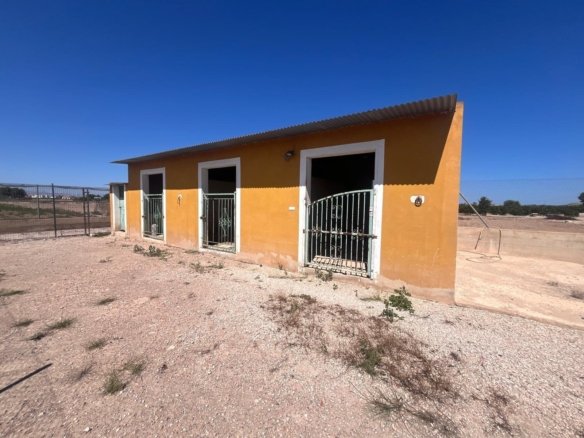 2 Bedroom 1 Bathroom Finca in Daya Nueva - Caza De Casa