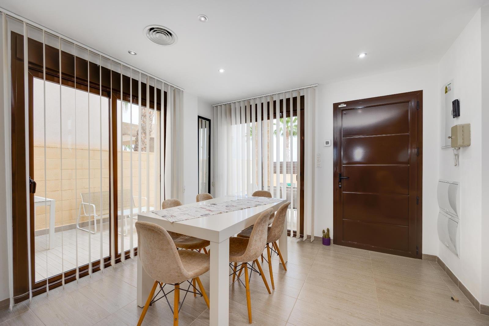 3 Bedroom 3 Bathroom Villa in Ciudad Quesada - Caza De Casa