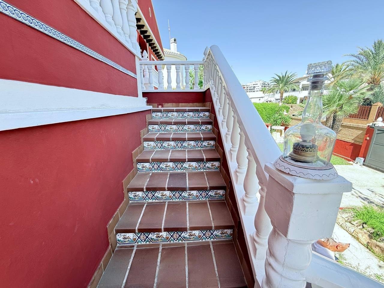 5 Bed 3 Bath Villa in Campoamor - Caza De Casa