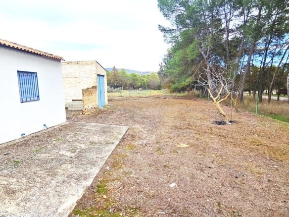 7 Bedroom 2 Bathroom Villa in Arenas Del Rey - Caza De Casa