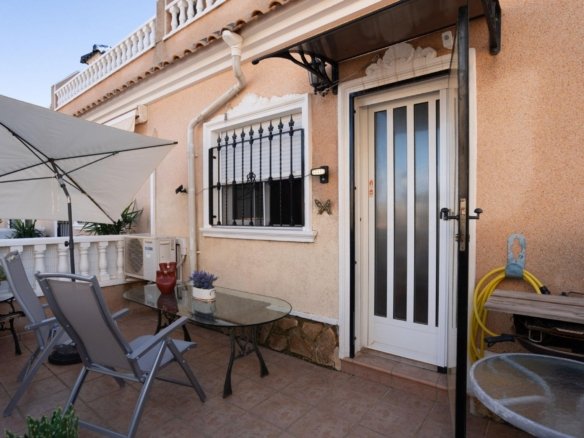 2 Bed 2 Bath Town House in Orihuela Costa - Caza De Casa