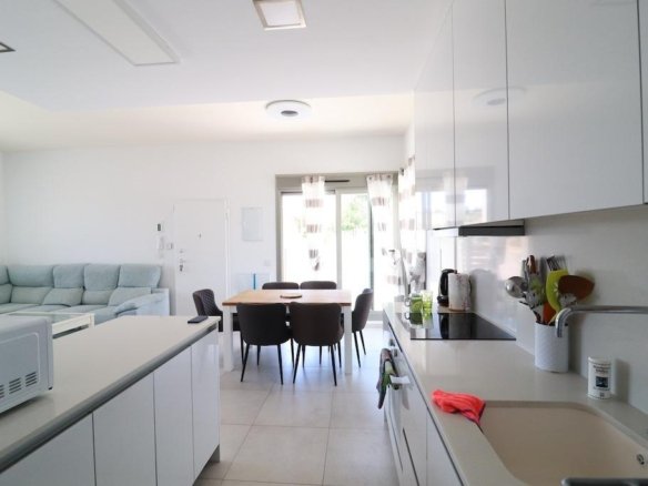 3 Bedroom 2 Bathroom Villa in San Miguel de Salinas - Caza De Casa