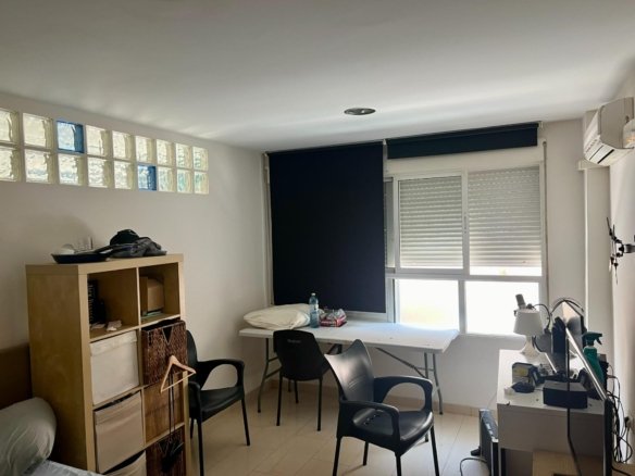 Commercial in Orihuela - Caza De Casa
