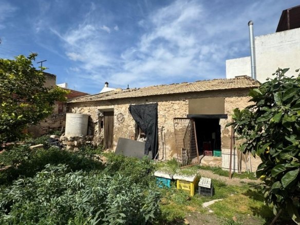 550 m² Land in Jacarilla - Caza De Casa