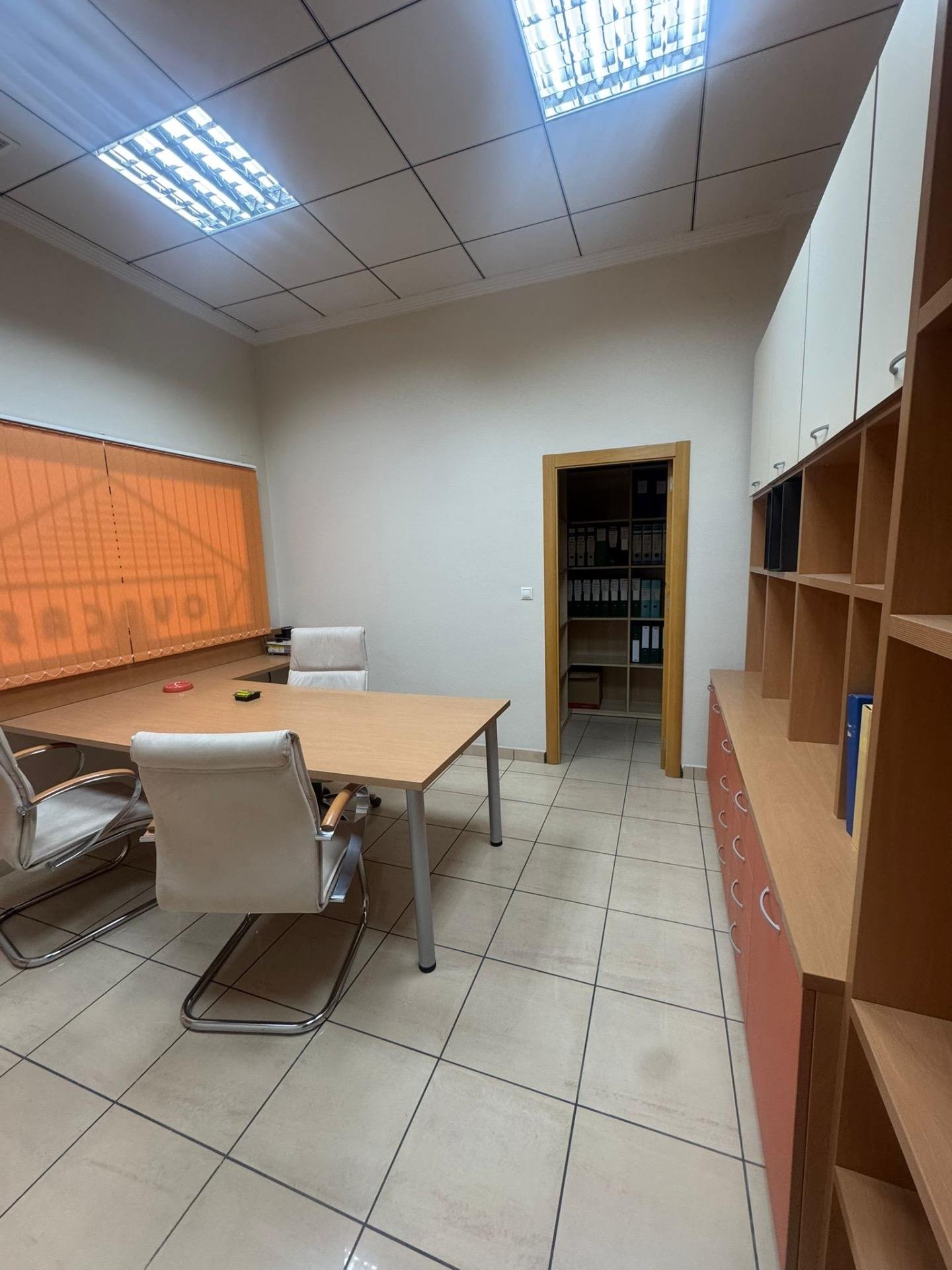 1 Bath Commercial in Bigastro - Caza De Casa