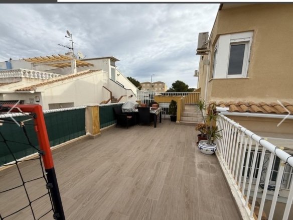 4 Bedroom 3 Bathroom Town House in Orihuela Costa - Caza De Casa