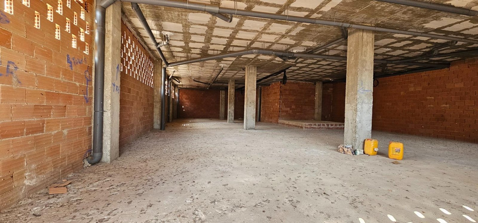 Commercial in San Pedro del Pinatar - Caza De Casa