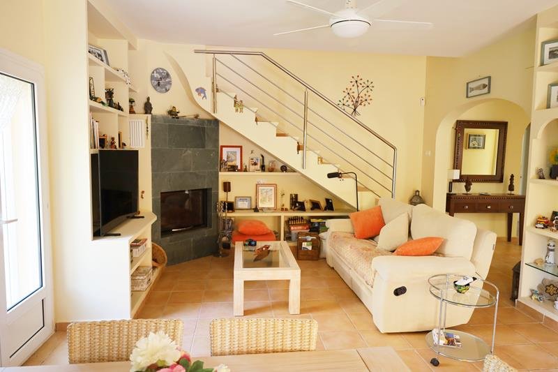 3 Bedroom 2 Bathroom Villa in Oliva - Caza De Casa