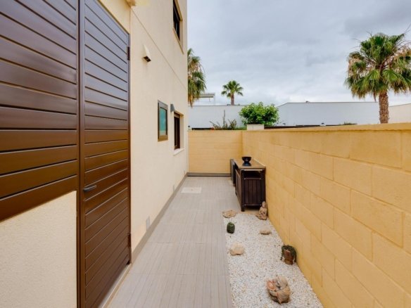 3 Bedroom 3 Bathroom Villa in Ciudad Quesada - Caza De Casa