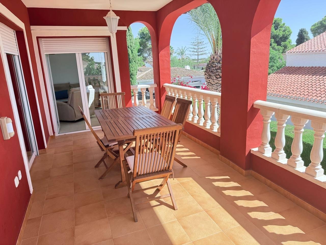 5 Bed 3 Bath Villa in Campoamor - Caza De Casa